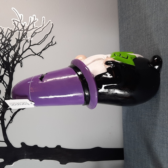 Gnome Halloween Witch Boo Ceramic Figure Figurine Statue Whimsical Fun NWT - Picture 2 of 7